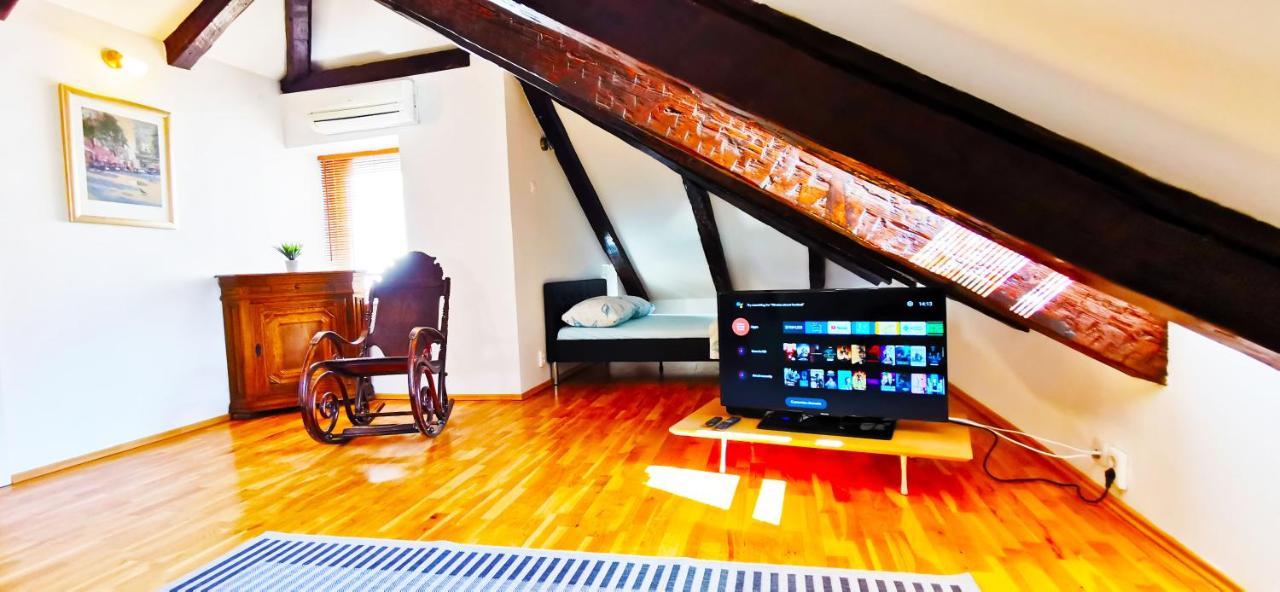 Apartment Pirja Спліт Екстер'єр фото
