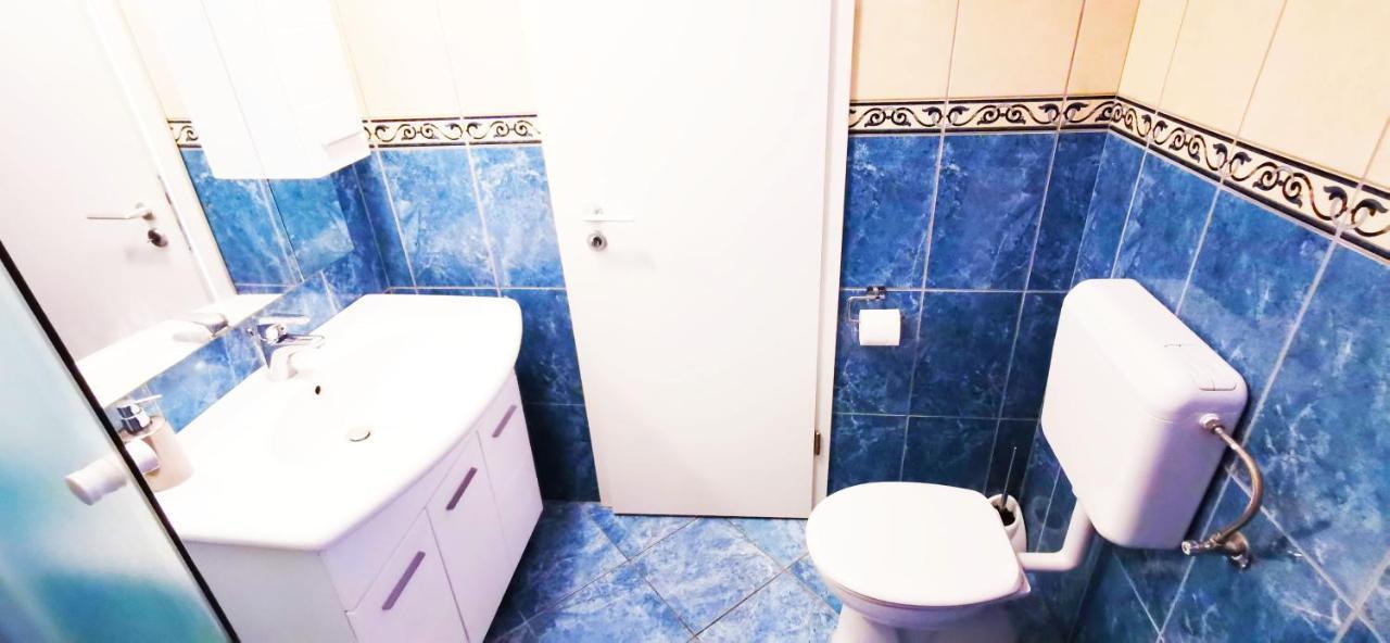 Apartment Pirja Спліт Екстер'єр фото