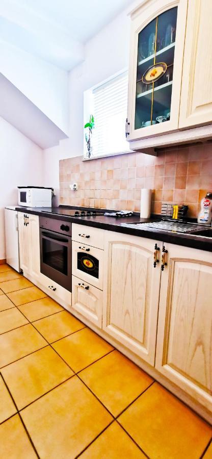 Apartment Pirja Спліт Екстер'єр фото